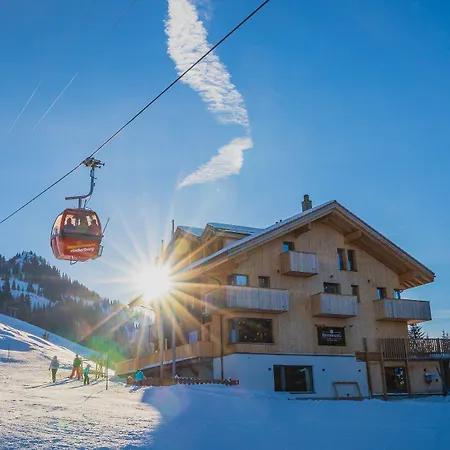 Rinderberg Swiss Alpine Zweisimmen