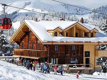 Rinderberg Swiss Alpine Hotel 3*
